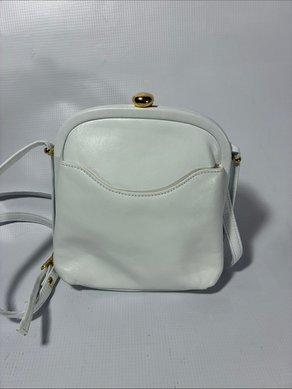 Vintage Jennifer Moore White Crossbody with Gold Clasp